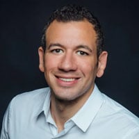 Jeremy MAAREK CEO/ DIRECTEUR GÉNÉRAL Jeremy MAAREK CEO/ DIRECTEUR GÉNÉRAL